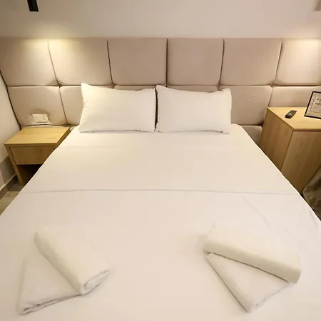 Apartament Blue By Comfort Golem (Tirana)