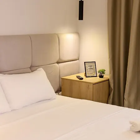 Blue By Comfort 格勒姆