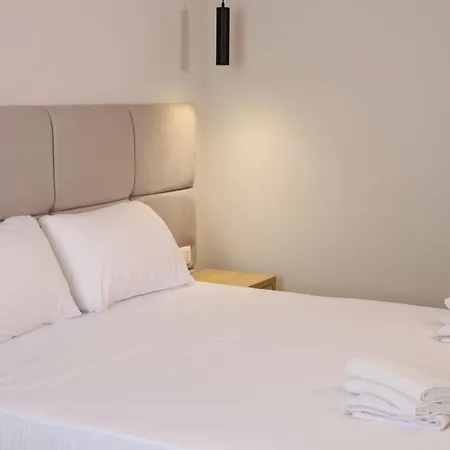 Apartament Blue By Comfort Golem (Tirana)